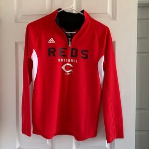 Boys medium, Reds pullover